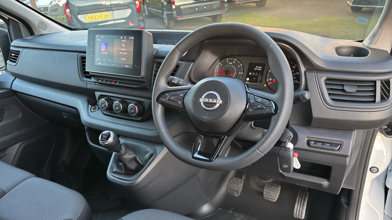 Nissan Primastar 30 L1 Diesel 2.0 dCi 150ps H2 Acenta Van